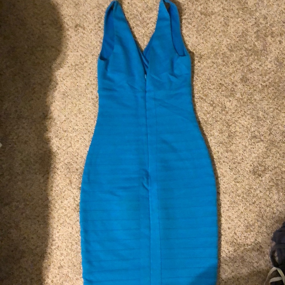 Express dress - Picture 4 of 4